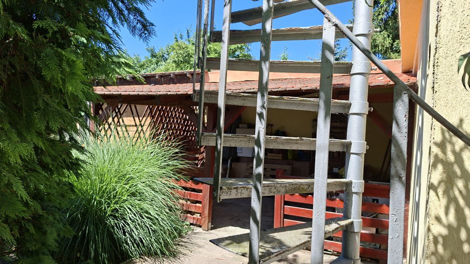 BRASADAS vinde casa P+M 6 cam 227mp teren 11 ari in 14 Mai. - Poză 5