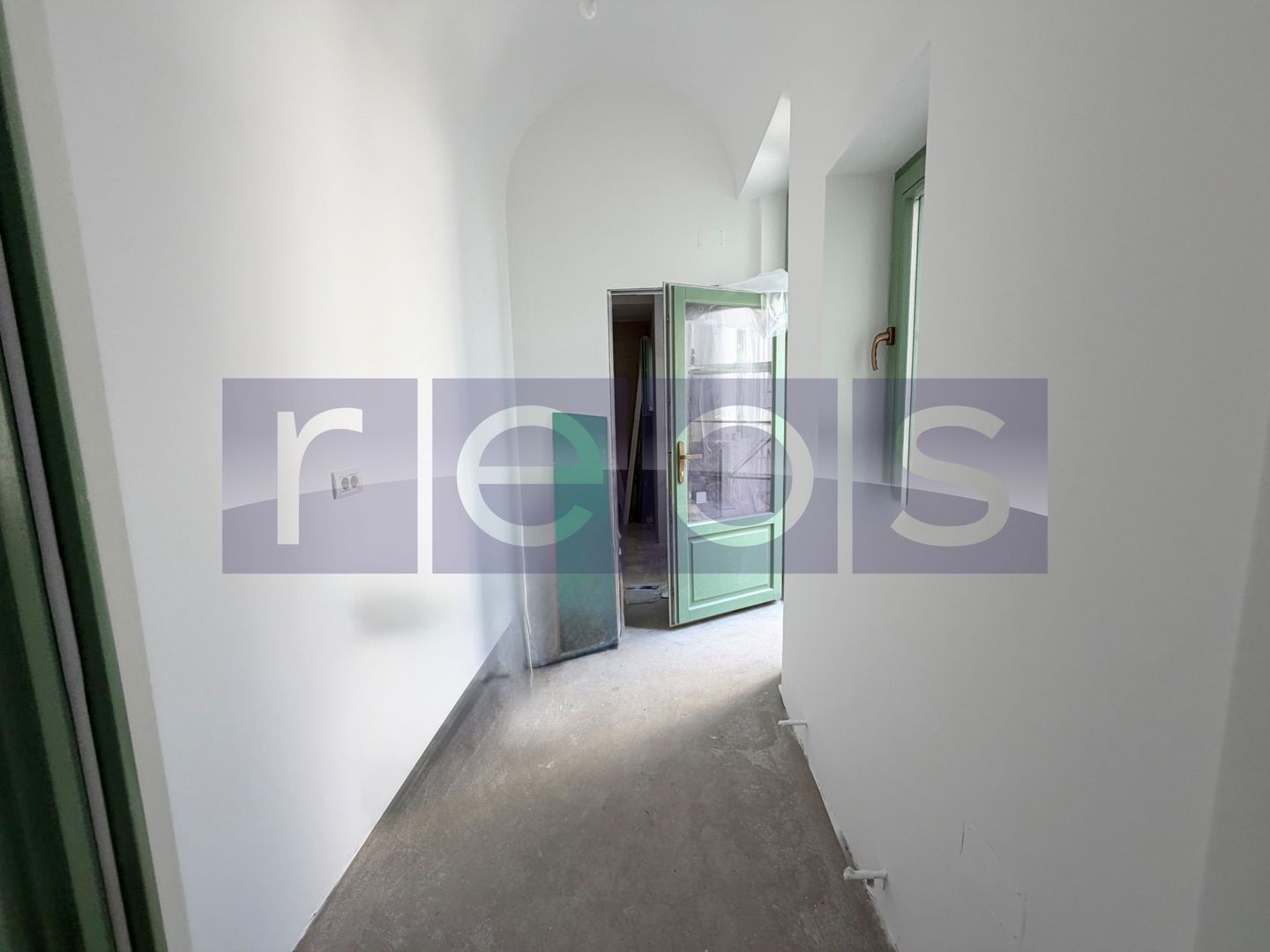 SPATIU COMERCIAL DE INCHIRIAT | 47 MP | RENOVAT | ZONA PIATA VICTORIEI - Poză 6