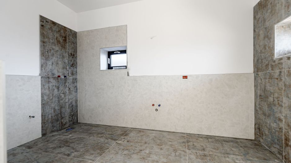 Vândut! Casă nouă cu teren generos Sânicolaul Mic - Poză 13