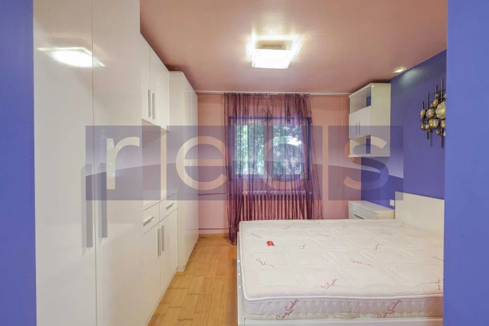 VANZARE APARTAMENT 2 CAMERE BLOC 1982 DRISTOR 55MP DECOMANDAT - Poză 3