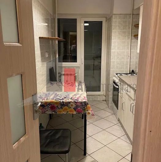 Apartament Piata Unirii, 2 cam, et 6/8, 3 balcoane - Poză 3
