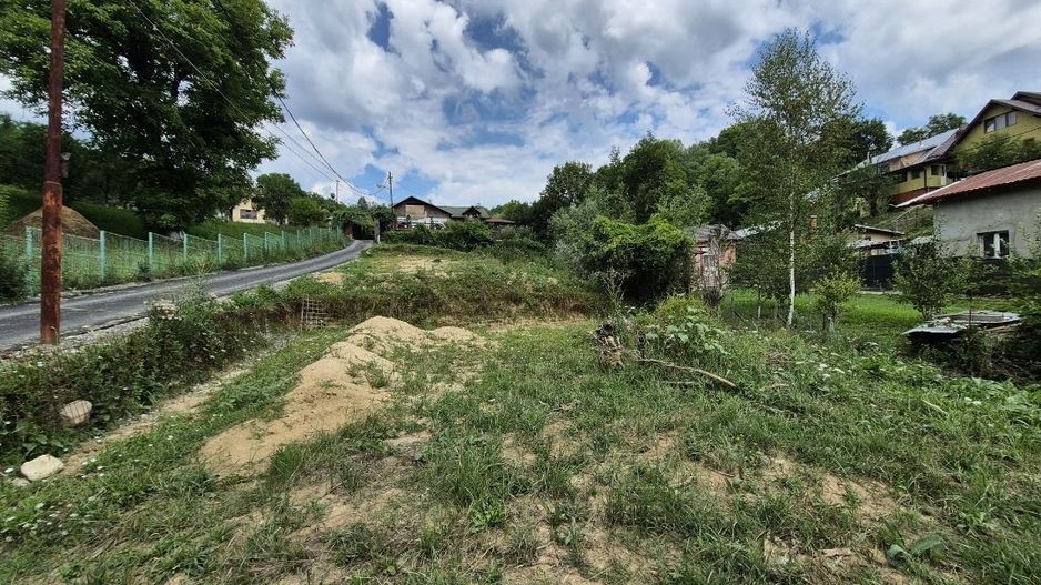 Teren intravilan-935 mp-dubla deschidere, Breaza-Valea Tarsei - Poză 5