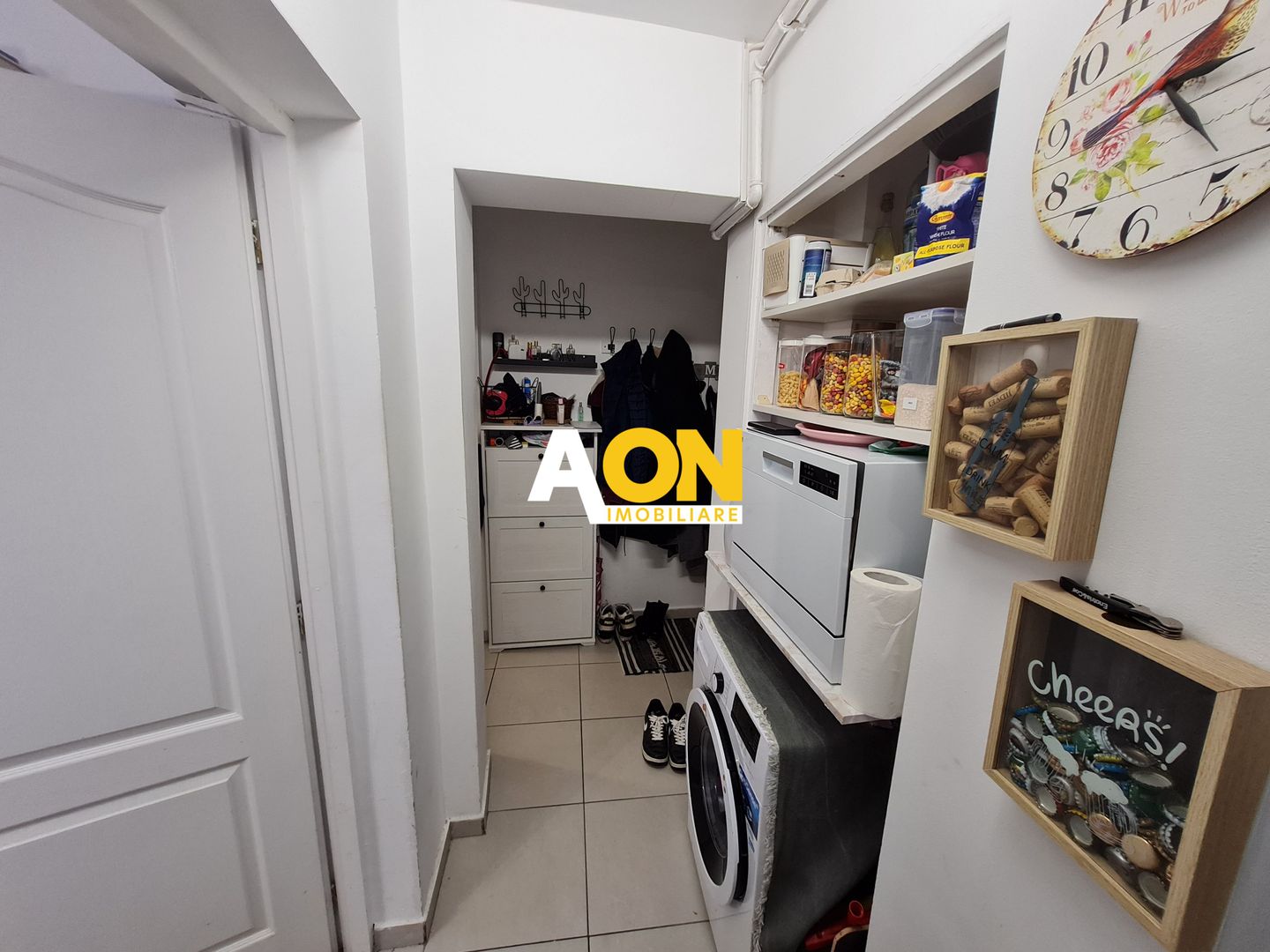 Apartament 3 Camere, 49,5 mp, Etaj 3, Zona Cetate - Poză 5