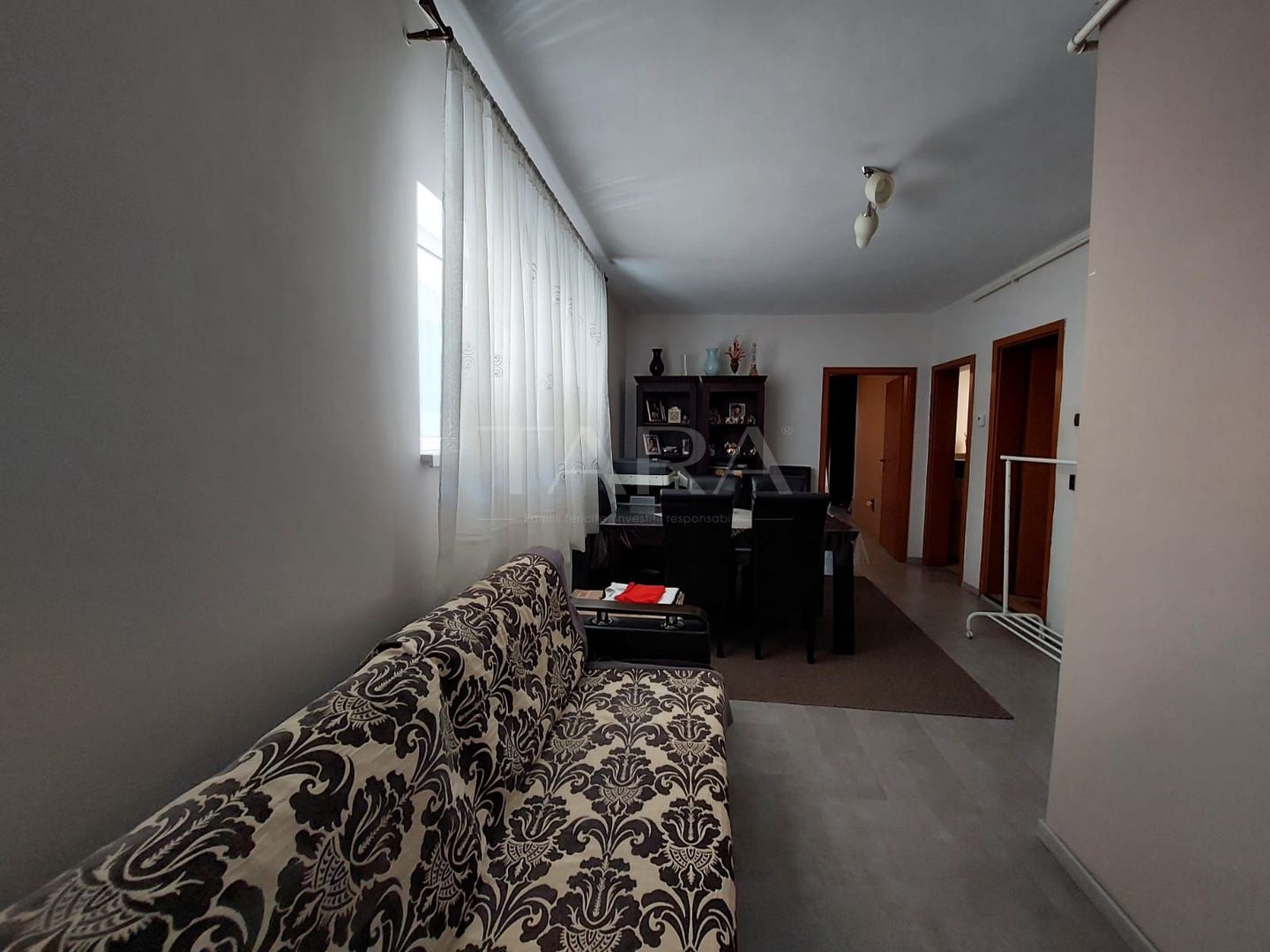 Apartament spațios cu 3 camere în zona Borhanci - Poză 6