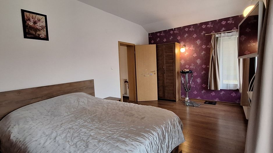 Casa individuala frumoasa si spatioasa in Giroc - Poză 30