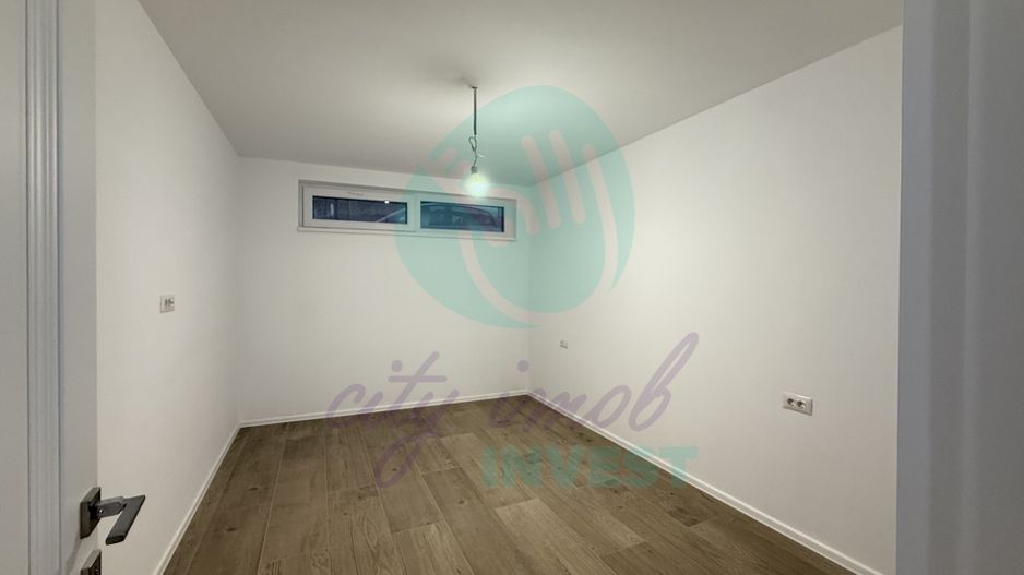 3 camere - ideale pentru activitati sau investitie - Poză 5