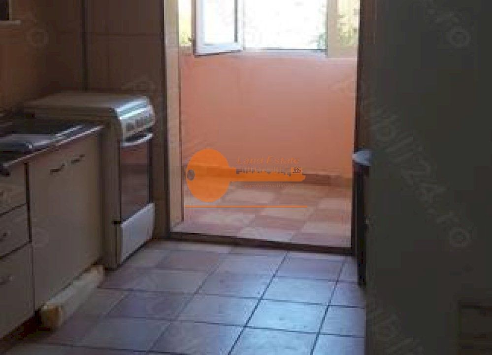 3 camere Aparatorii Patriei ( bloc 1986 ) - Poză 5