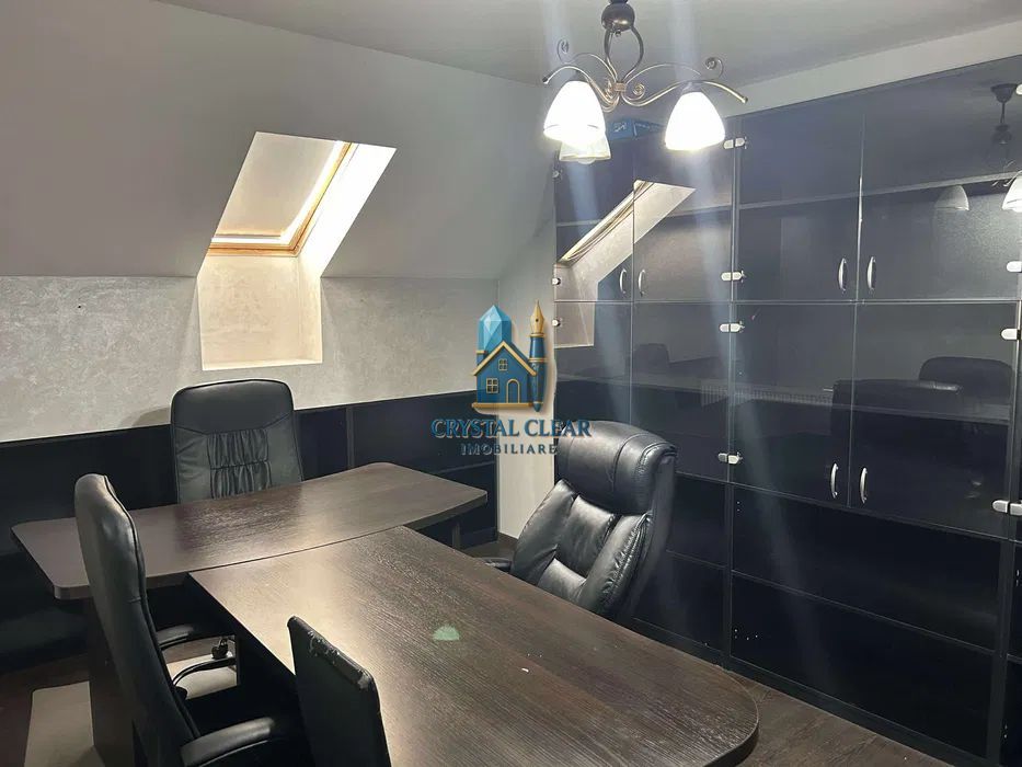 Casă pe 3 nivele, cu 13 camere-zonă centrală, str. Mihail Kogălniceanu - Poză 2