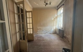 Casa singura in curte zona Mall Vitan - Poză 5