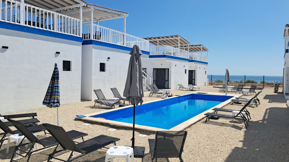 10 Casute Greek Bungalows , Piscina, la Malul Marii, Afacere la Cheie - Poză 47