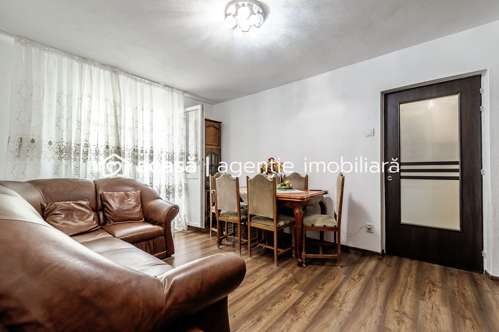 Apartament 3 camere 60mp renovat total zona Lidl Vlaicu comision 0 - Poză 2