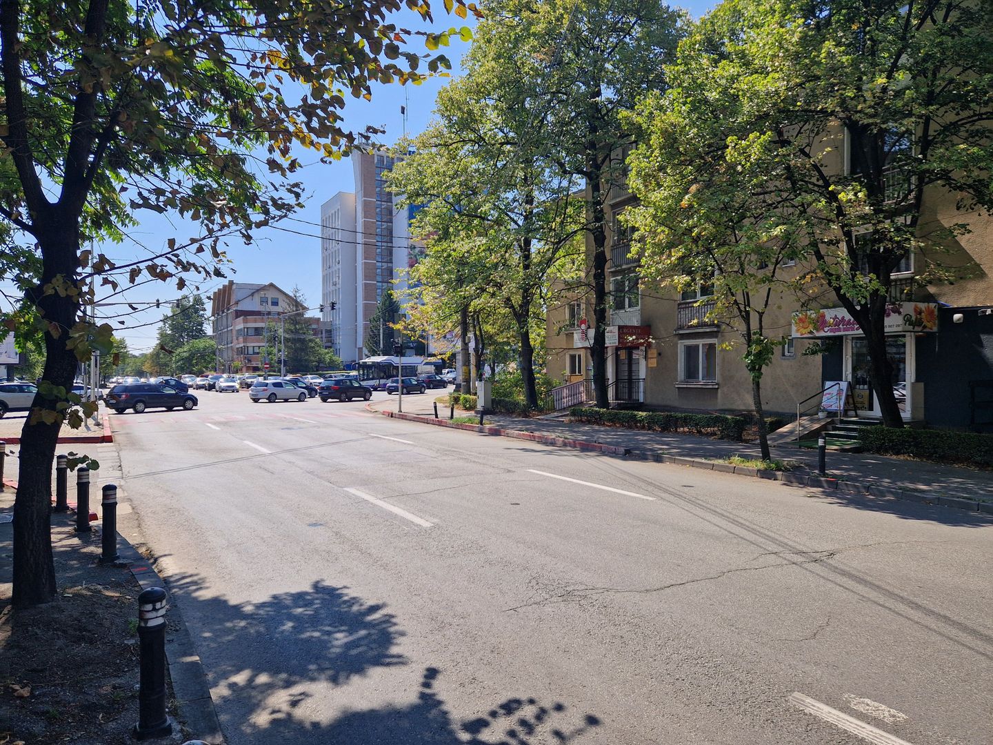 AZURA Imobiliare - Spatiu Comercial Bulevard Central Pitesti - Poză 21