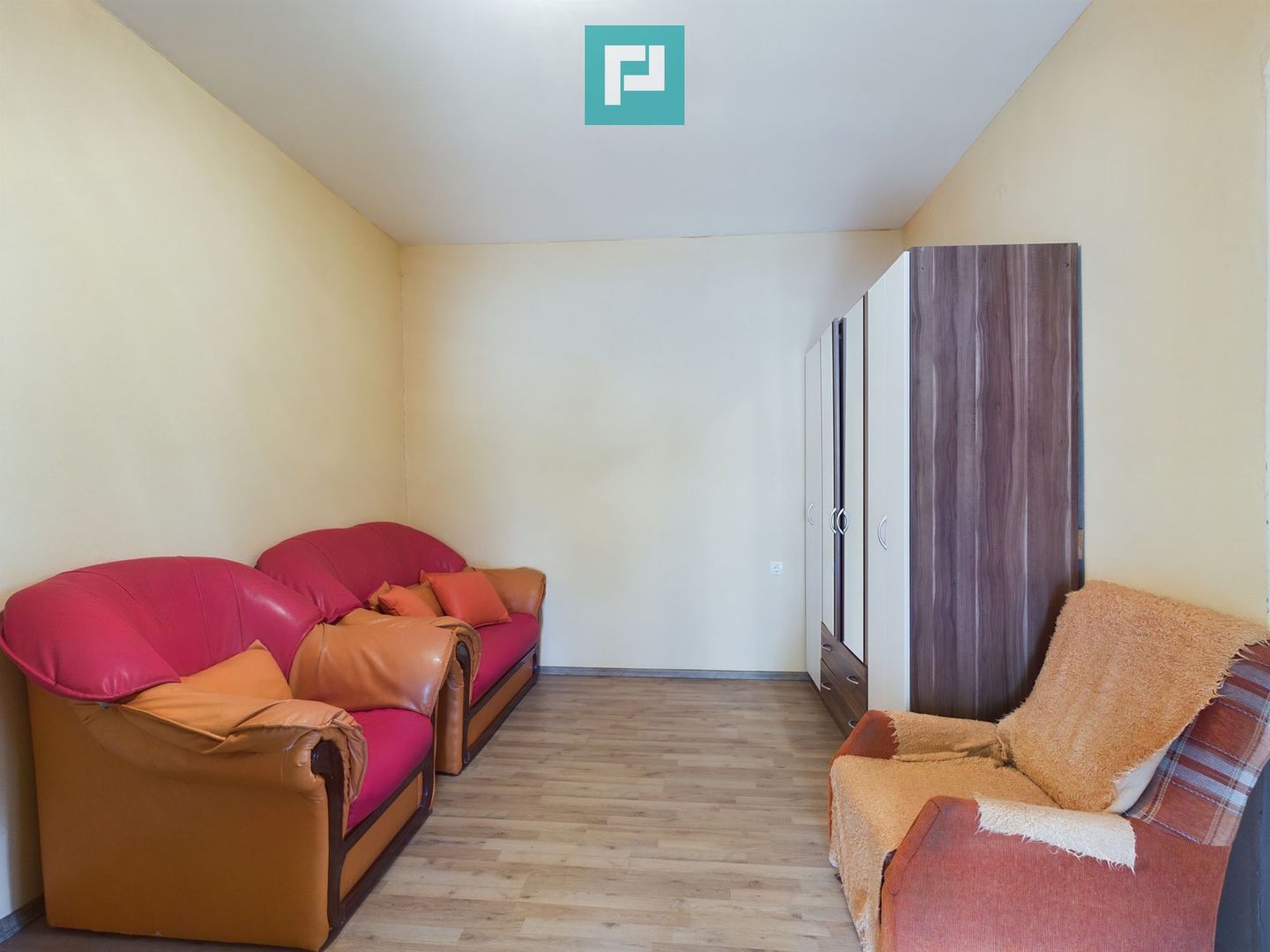 Casă la cheie în Secusigiu - Poză 5