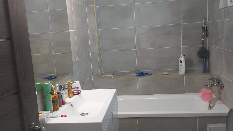 Apartament cu 4 camere  superb (100mp) - Poză 11