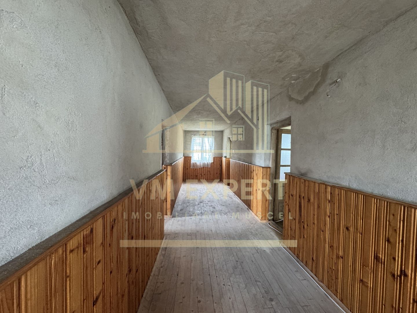 CASĂ 7 CAMERE TEREN 468 MP BUGHEA DE SUS ARGEȘ - Poză 16