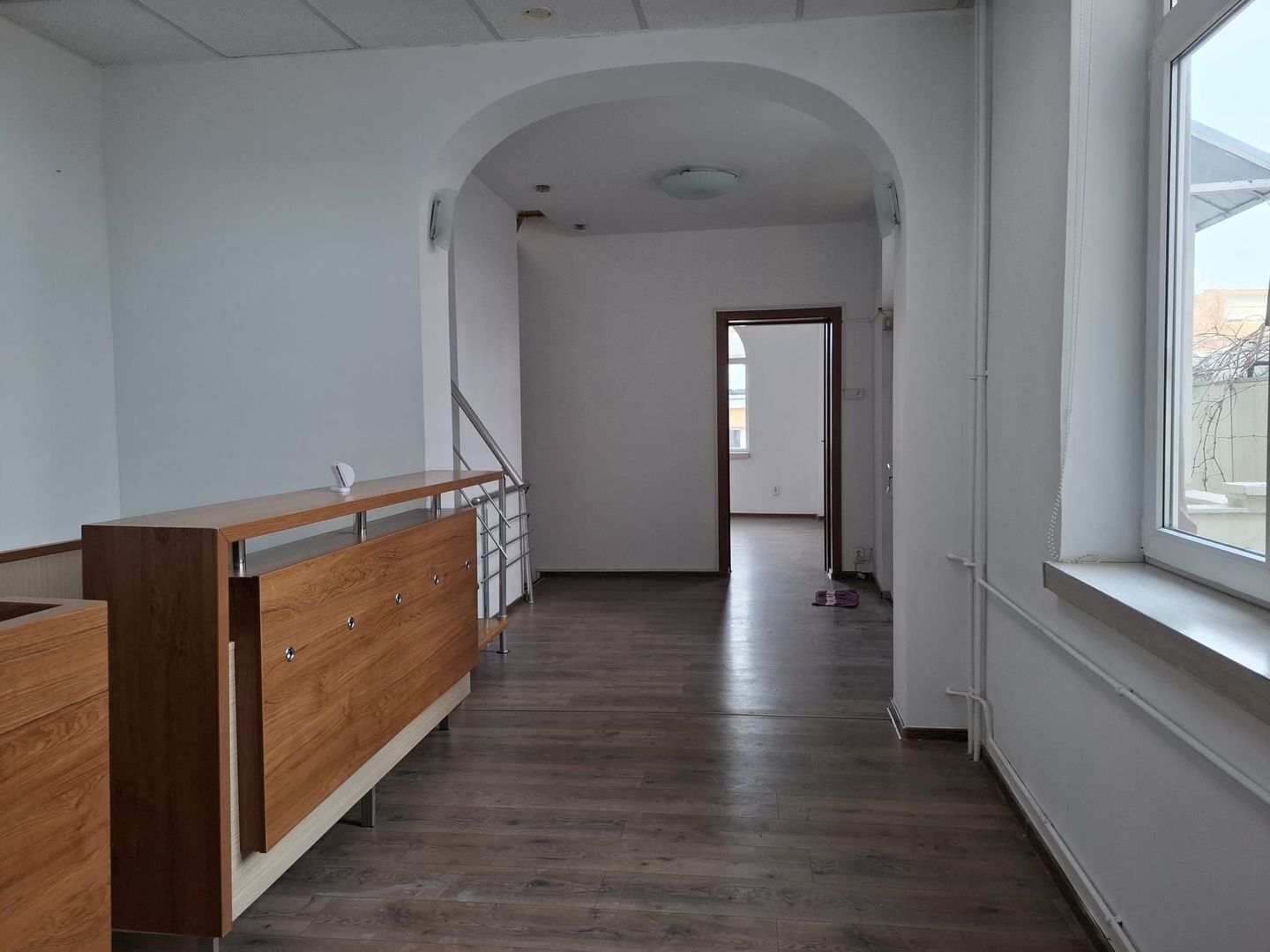 URGENT!, libera, rezidential/birou/comercial, 2 intrari, NEGOCIABIL - Poză 5