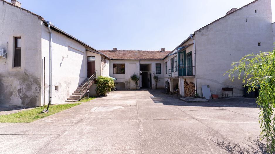 Clădire cu 11 apartamente situată ultracentral - Poză 9