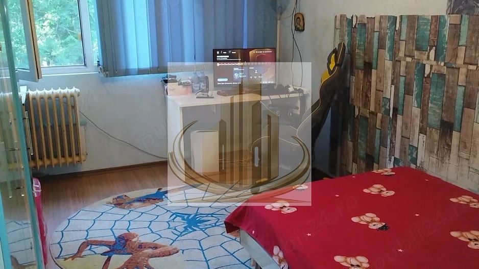 Apartament 3 camere cu parcare chiar lângă scara blocului - Poză 4