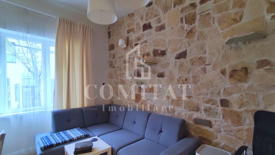 Apartament cu 2 camere semidecomandate | Zonă semicentrală - Poză 1