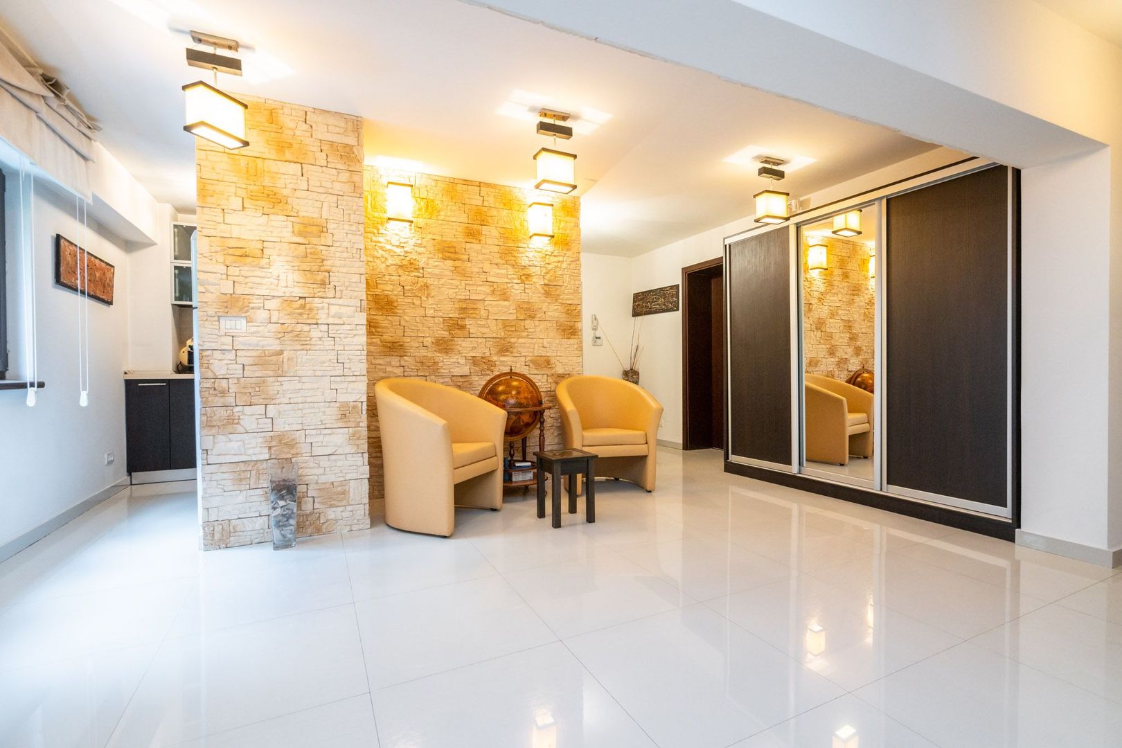 COMISION 0% - Apt.3 camere si Loc Parcare, bl. 1997, vedere gradina, metrou 8min - Poză 5