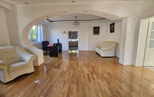 Casă individuală de închiriat – 4 camere, curte și terasă – Terezian