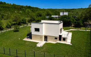 Casă nouă în Boldești-Scăeni | 180 mp utili | Terasă 23 mp - Poză 15