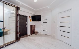 Vând apartament cu 1 cameră. st. Sprincenoaia - Poză 5