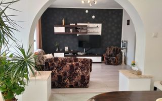 Casa de vânzare 380mp + locuinta separata pt oaspeti | Zona Cloșca - Poză 3