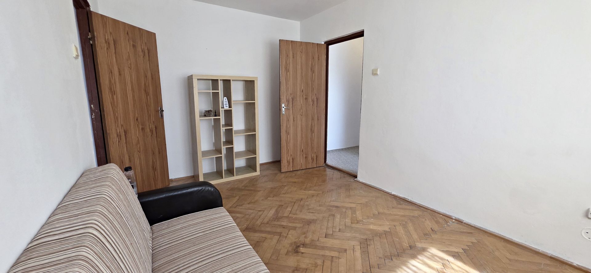 Apartament 2 camere, luminos și însorit, în cartierul Astra – 70.000 € - Poză 3