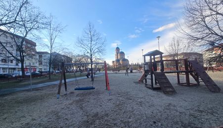 Apartament 4 camere decomandate Strand