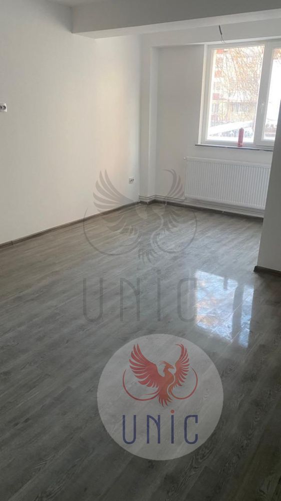 3 camere, etaj 1 bloc nou - Poză 3