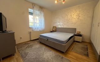 Casă Indiviudala cu 3 camere si 755 mp de teren in Giroc la asfalt. - Poză 1