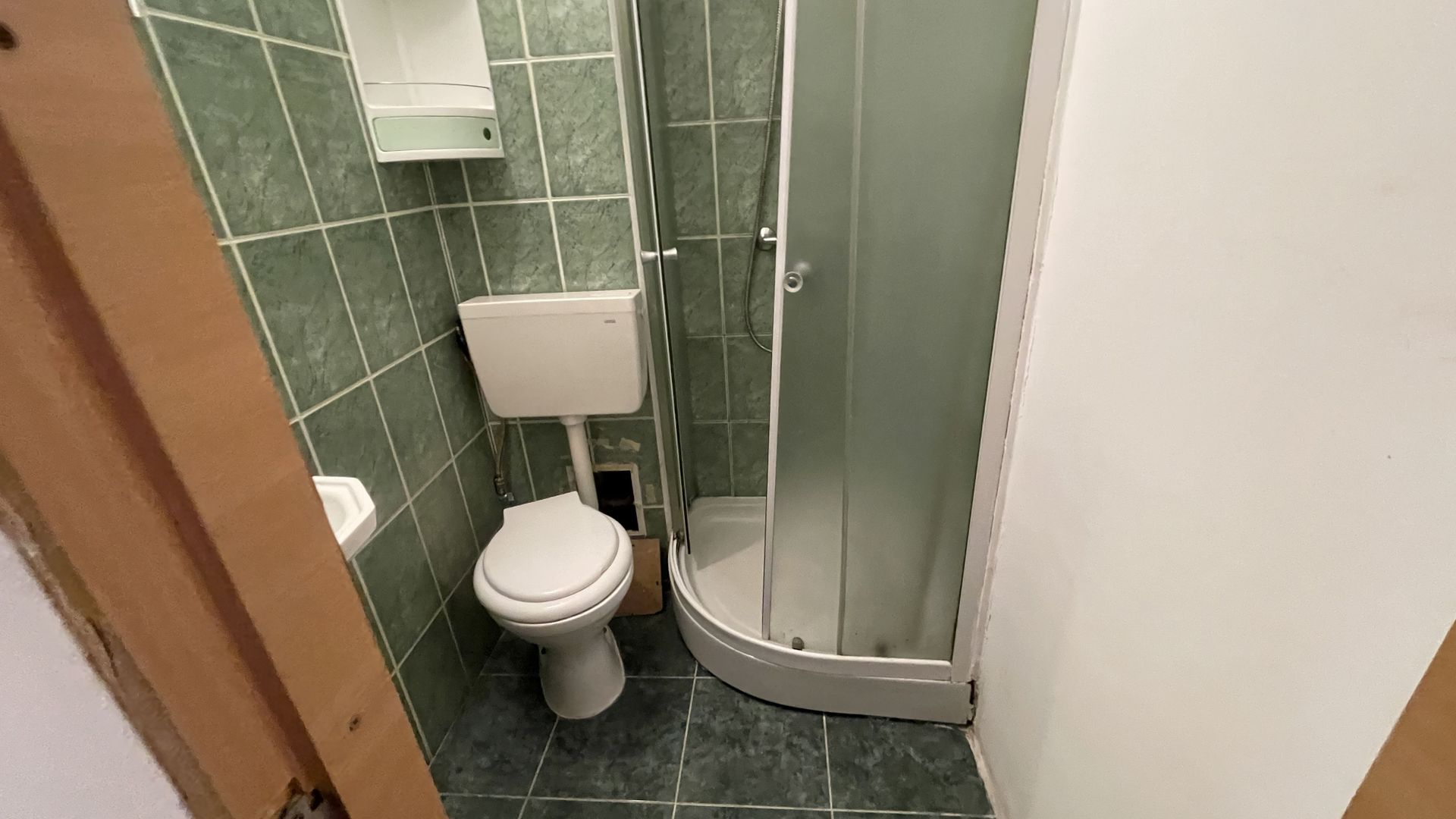 Garsoniera de vanzare-ideala pentru locuit sau investitie - Poză 10