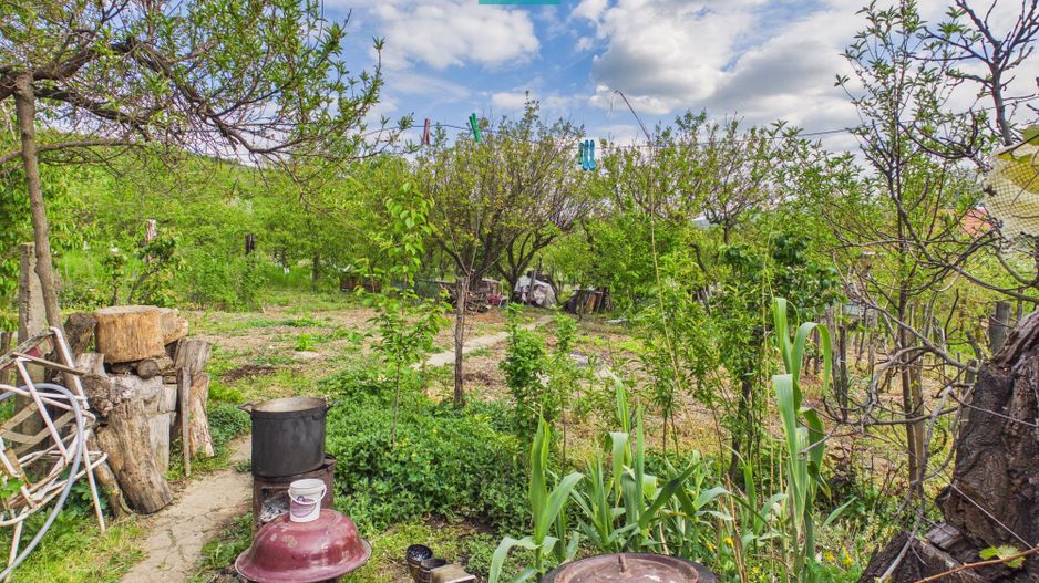 Casă cu 3 camere și teren generos în Drauț - Poză 14