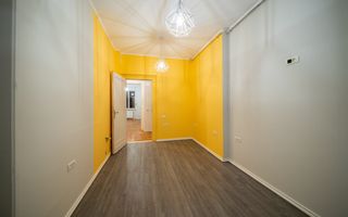 Apartament cu 4 camere la casa, zona Balcescu-ideal birouri - Poză 2