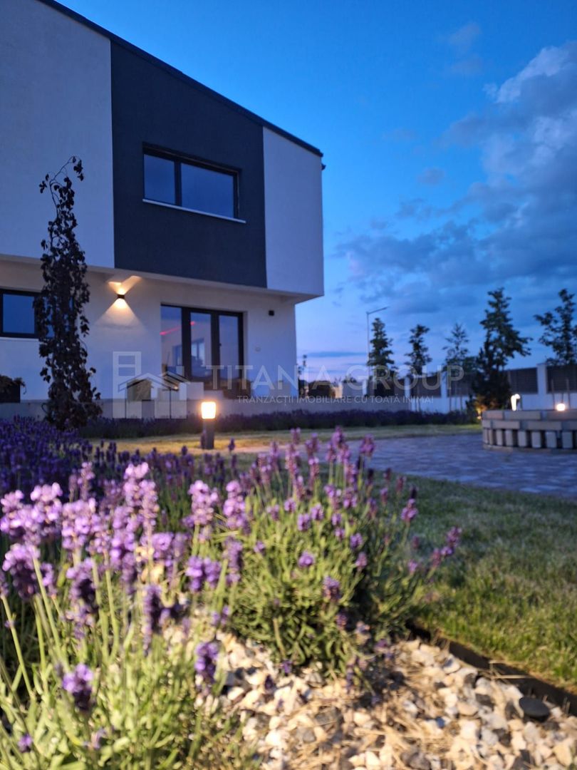 Prestigiu si eleganta! Proprietate de LUX, cu garaj si piscina -Harman - Poză 39