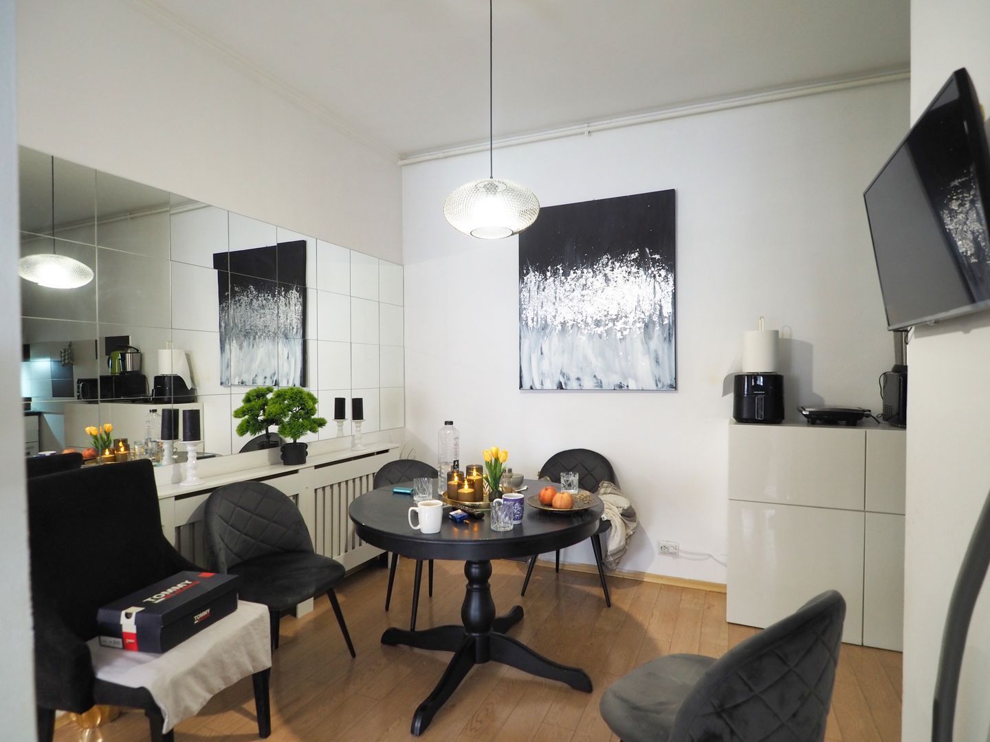 Vanzare 2 camere partial mobilat-1 mai-Victoriei - Poză 4