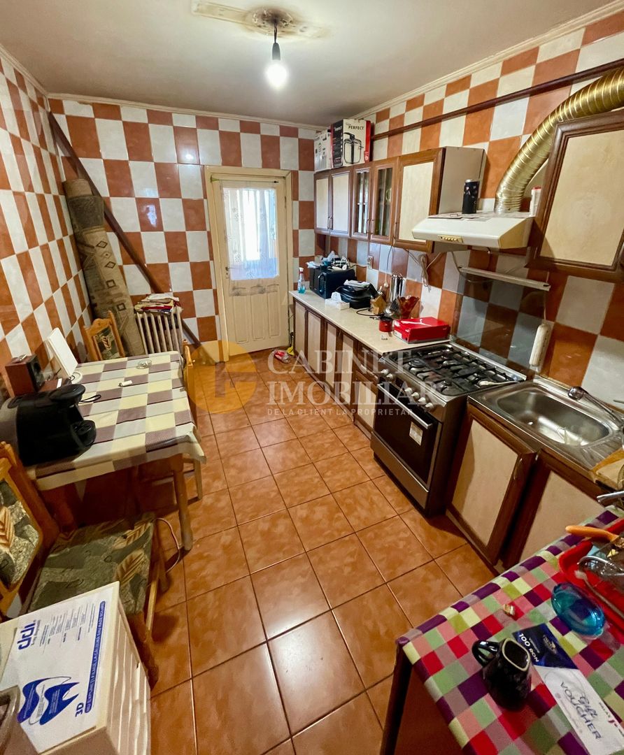 GARA - 3 CAMERE DECOMANDAT - 2 BAI - Poză 6