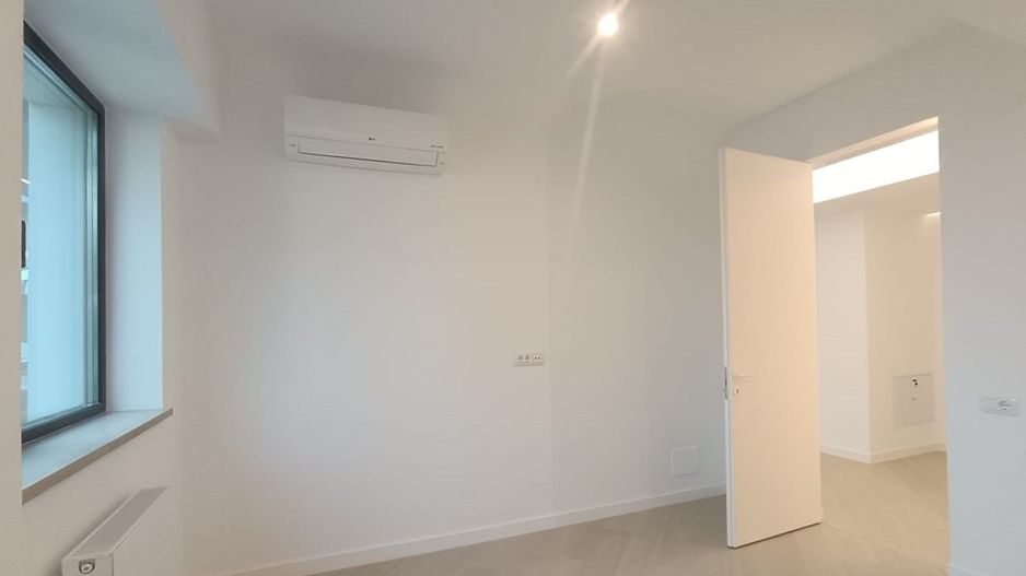 Apartament 3 camere NOU NEFOLOSIT Cortina NORTH - Poză 16