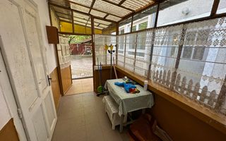 Proprietate compusă din 2 case - Poză 2