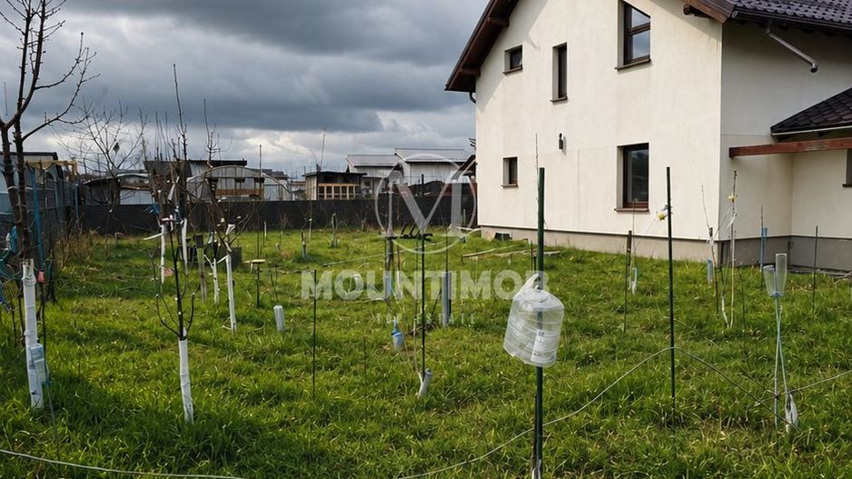 Casă individuală cu garaj și teren 500 mp, stadiul de gri – Sânpetru - Poză 1