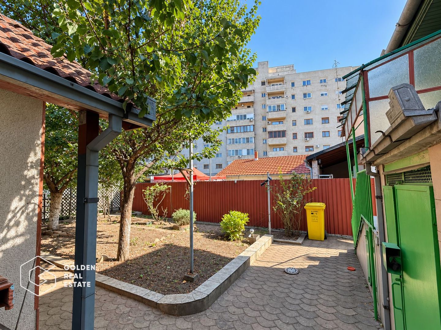 Casa din caramida, 3 camere + anexa, teren 262 mp,  zona Vlaicu - Poză 17