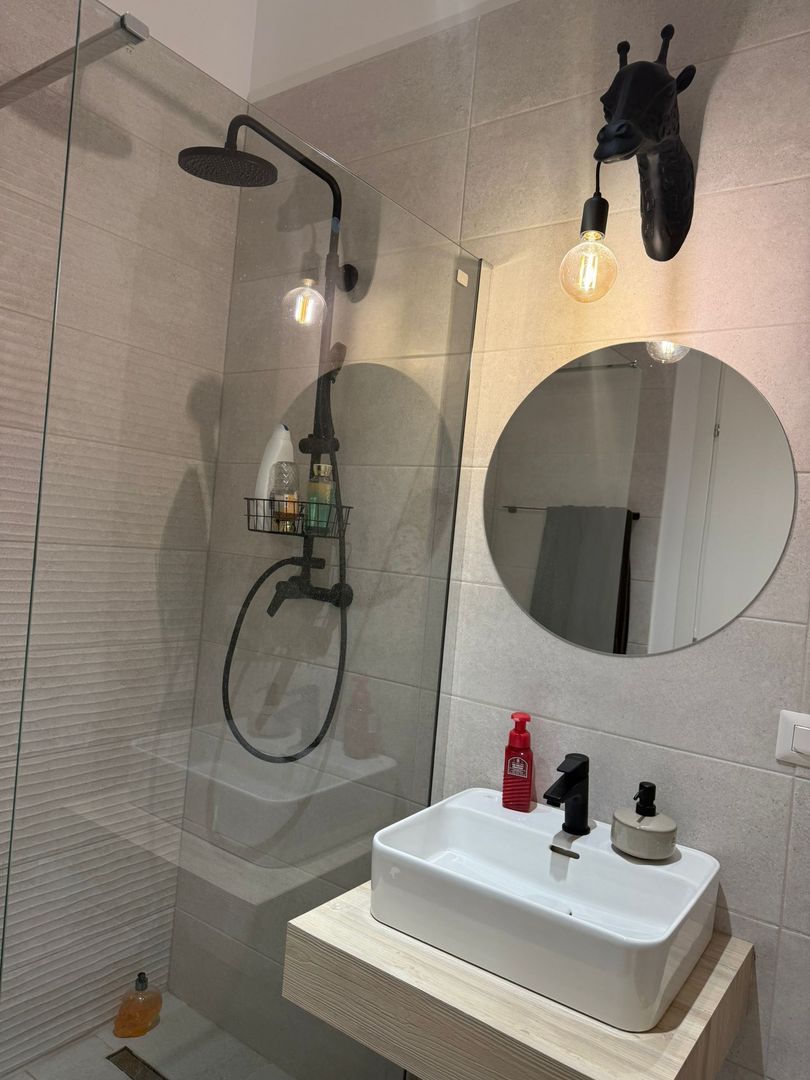 De Inchiriat Apartament 3 Camere de Lux, pe 2 Nivele, Sebastian sect.5 - Poză 17