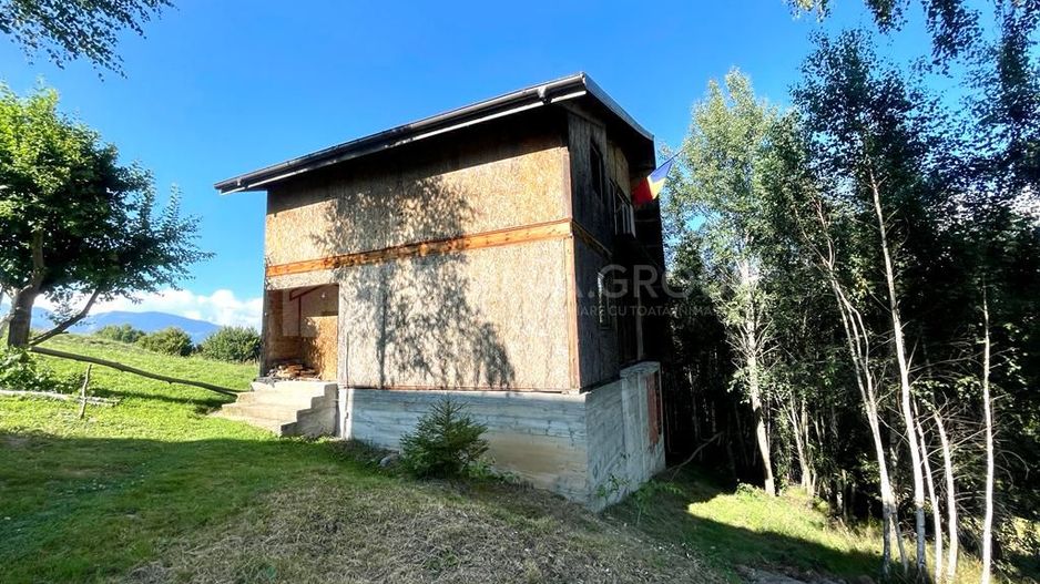 INVESTITIE Vila moderna + vila la rosu, teren 1480 padure - Poză 20