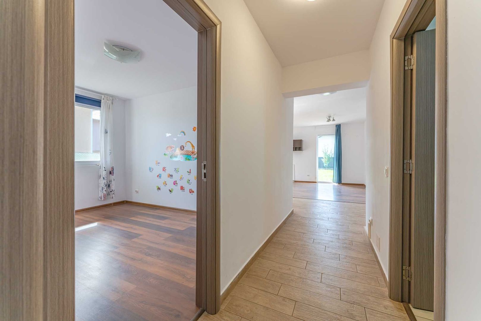 Casă individuală în Hărman, cu teren de 627 mp și bucătărie echipată - Poză 16