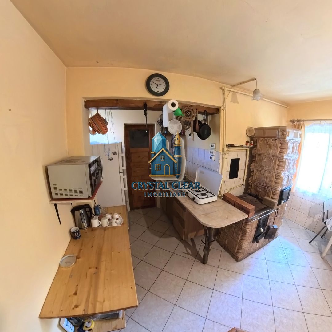 Casă 2 camere + teren 1700 mp - zona Platoul Cornești, str. Trebely - Poză 5