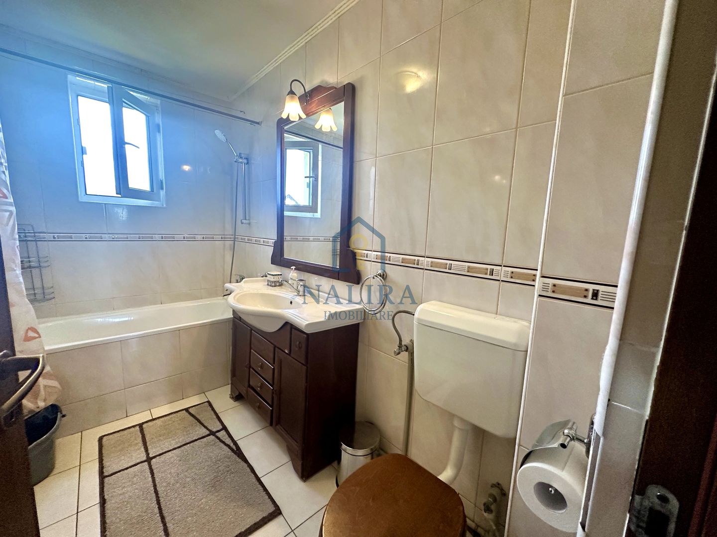 Apartament 3 camere de închiriat – zonă centrală - Poză 5