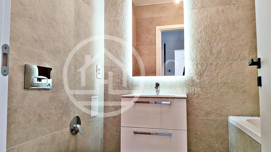 De vanzare apartament cu 3 camere cartierul Prima Arena, Oradea - Poză 9