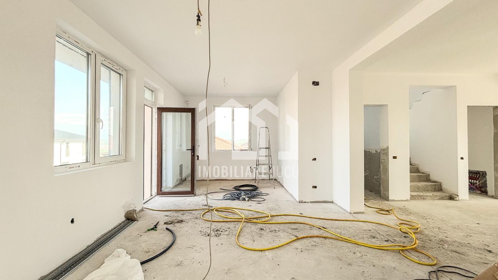 Casa Individuala 4 camere, 135mp, teren 450mp, Zona Linistita, Dezmir - Poză 11