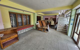 Spatiu comercial+Locuinta 664 mp construiti+anexa 16 mp si teren 845mp - Poză 12